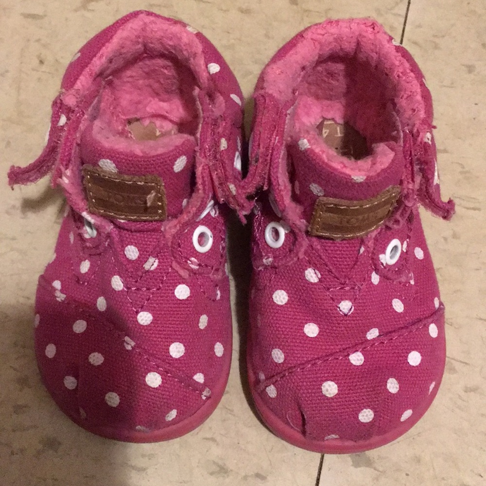 Toms hightop faux sherpa shoes